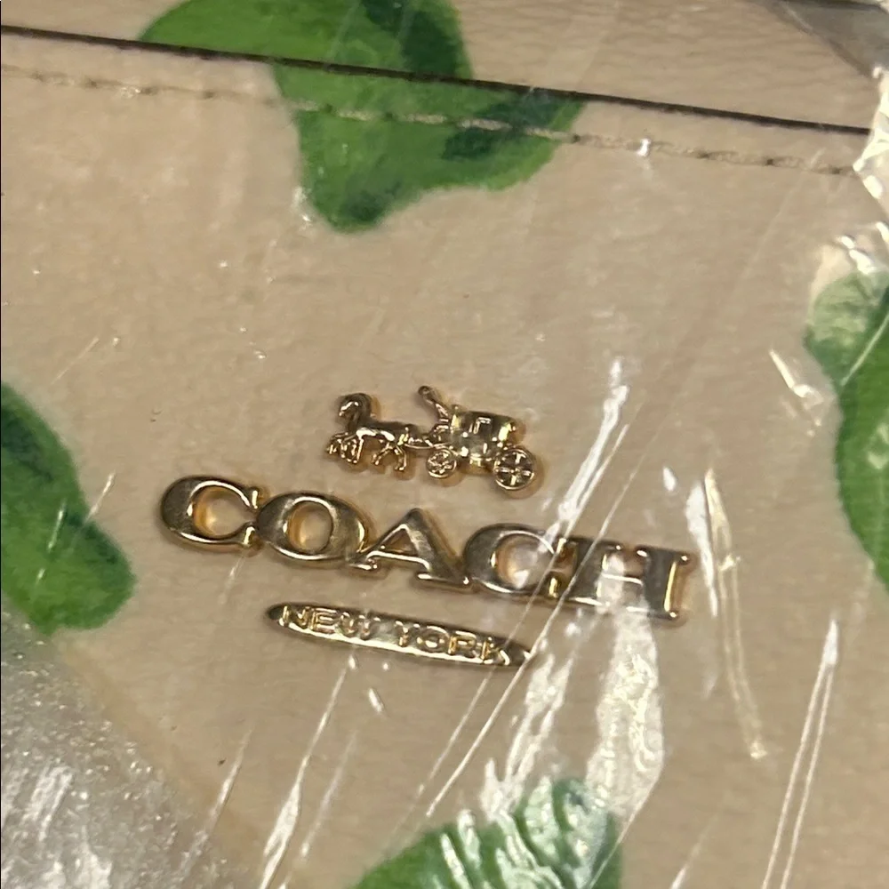 NWT Coach 3271 Lime mini camera bag